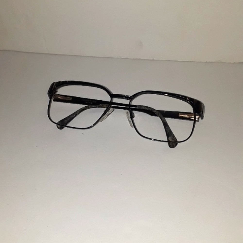 RARE VINTAGE BLACK GOLD MEN NEOSTYLE TITAN EYEGLASSES